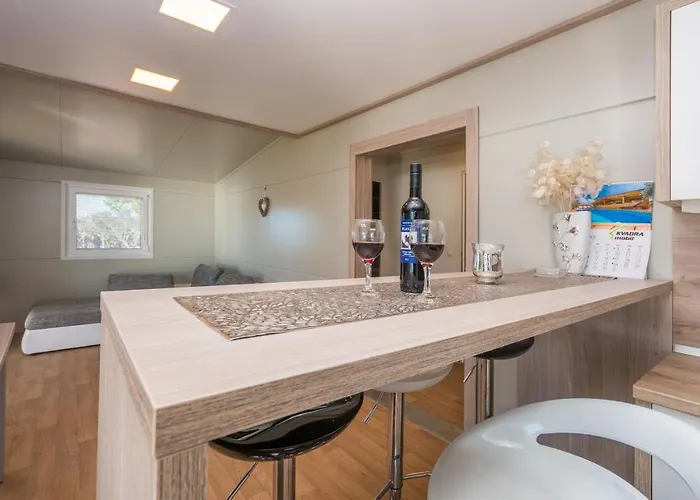 Mobile Rock Rose 1 بيت للعطل *